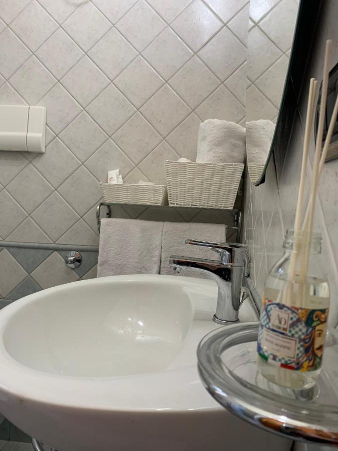 Cocciu D'Amuri Apartment Taormina Bagian luar foto