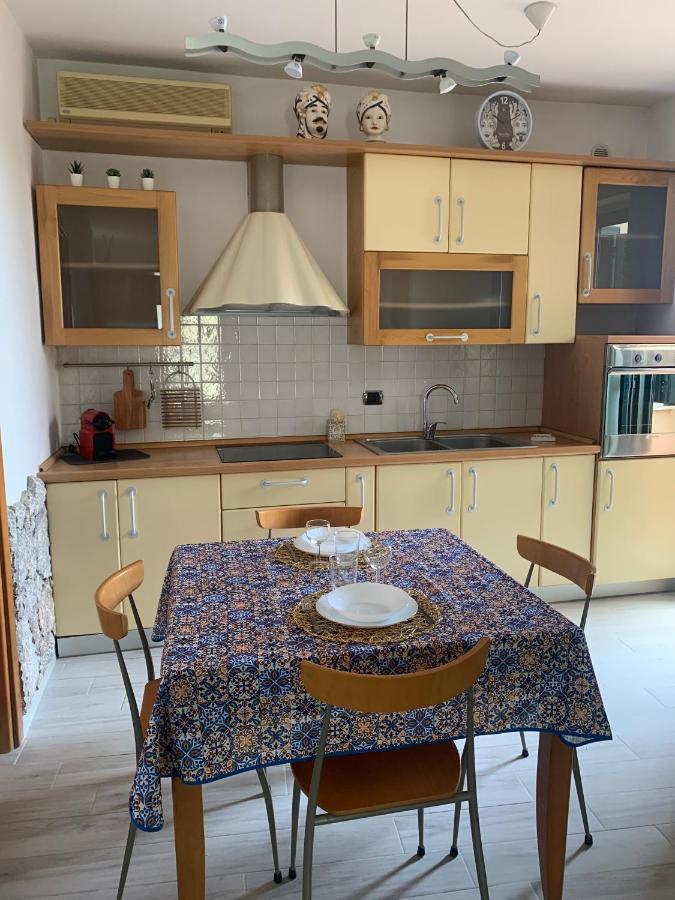 Cocciu D'Amuri Apartment Taormina Bagian luar foto