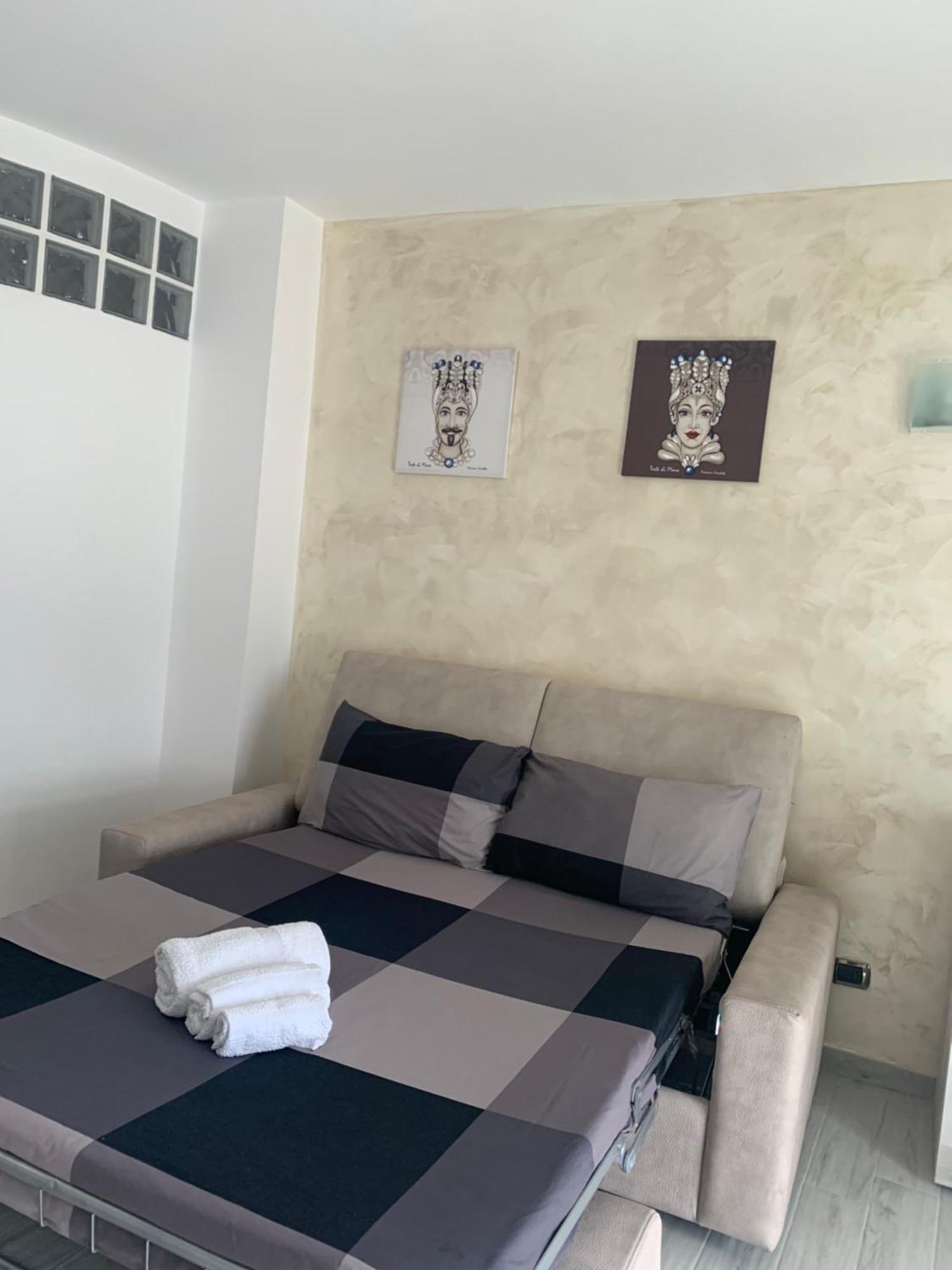 Cocciu D'Amuri Apartment Taormina Bagian luar foto